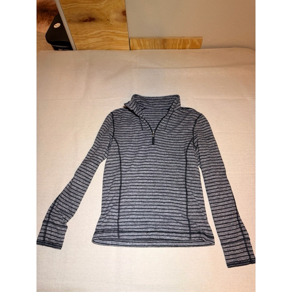 Lululemons Men's 1/4 Zip Pullover Long Sleeve Size Small